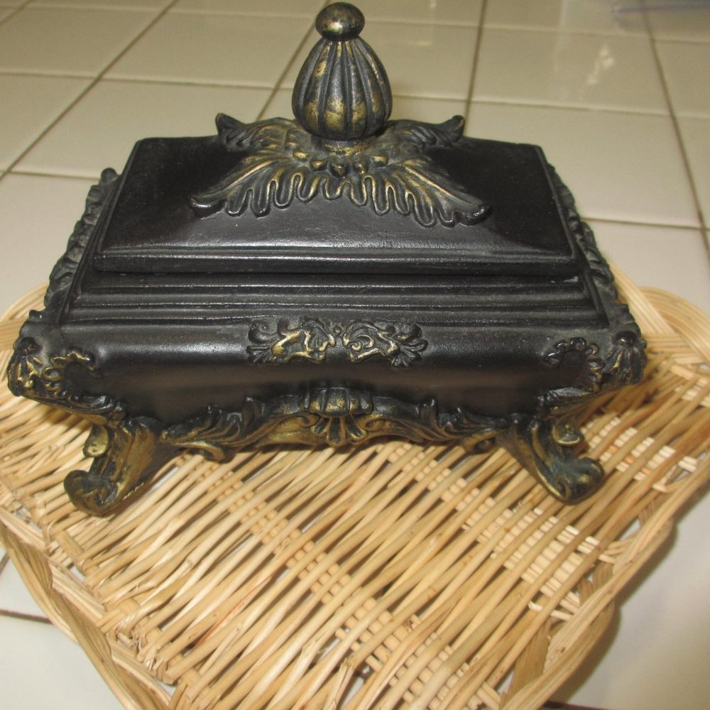 Black and Gold Ornate Jewelry Box - Decorative Women's Jewelry Storage